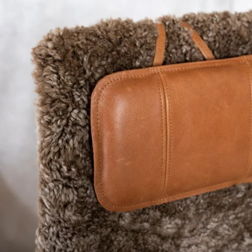 Chic Fåtölj Med Pall Fårskinn Nougat 4 Chic Fåtölj Med Pall Fårskinn Nougat - Bild 2