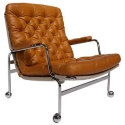 Karin 73 Fåtölj Läder Konjak