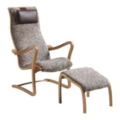 Majoren Fåtölj Med Pall Fårskinn Nougat